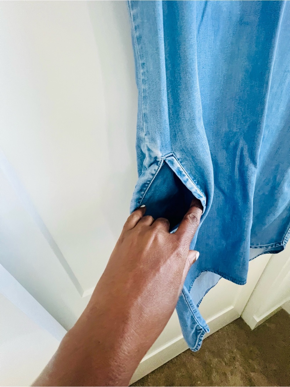 beachlunchlounge Sleeveless pockets Denim Chambray Mini Dress in Denim Blue L - Picture 5 of 6